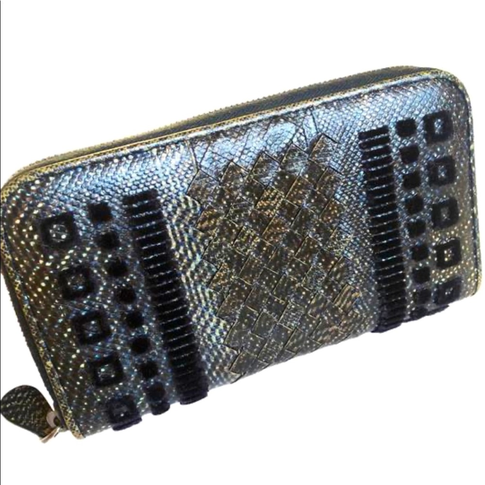Authentic Bottega Veneta Snakeskin Intrecciato Velour Wallet.